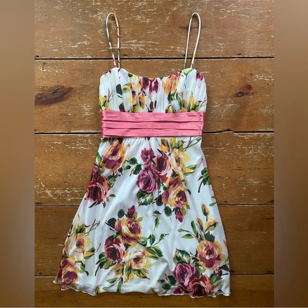 (4/$20) City Triangles Floral Cocktail Party Dress, Skater Style, Size M